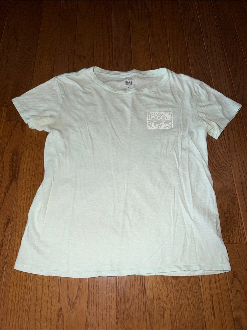 Billabong Women's Short Sleeve Tee in Light Mint